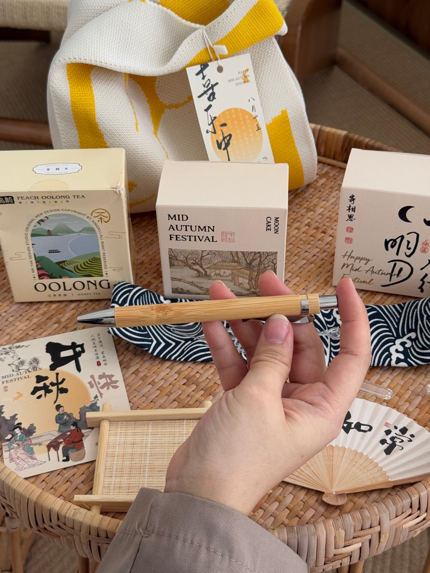 Set A - 中秋礼袋 Mid-Autumn Gift Bag