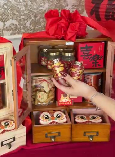 Set C -【马到丙午】百家姓复古木盒